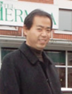 三亀　啓吾